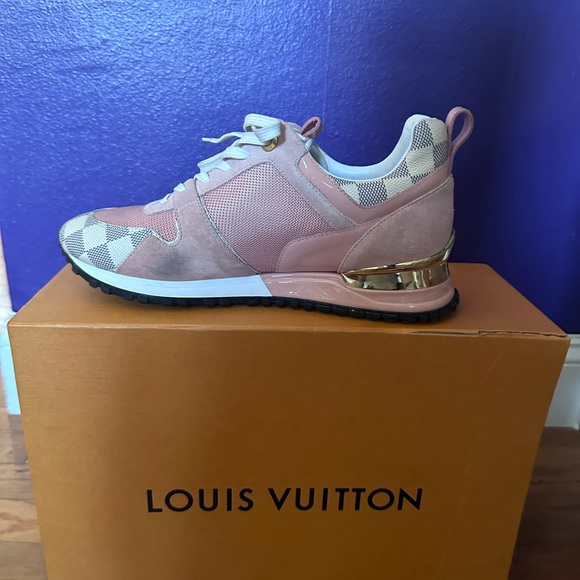 Louis Vuitton Run Away Sneaker - Picture 9 of 10
